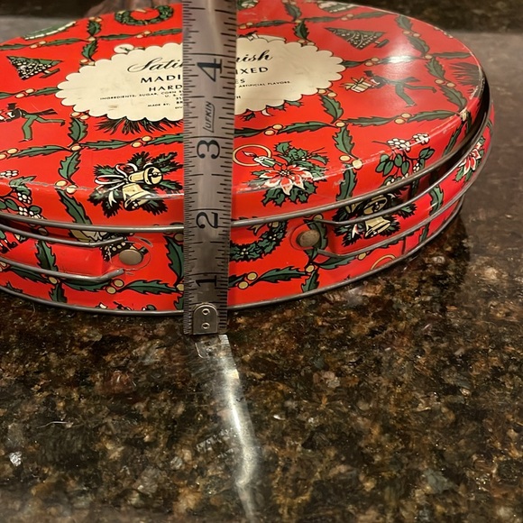Vintage Christmas Candy Tin - Picture 3 of 9